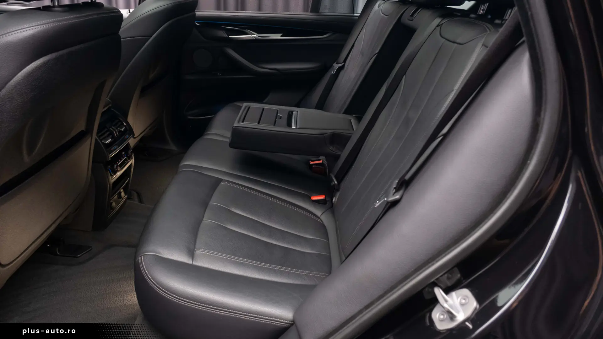 BMW X5  4.0d - 313 cp  M pachet  panoramic  H&K