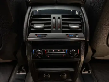 BMW X5  4.0d - 313 cp  M pachet  panoramic  H&K