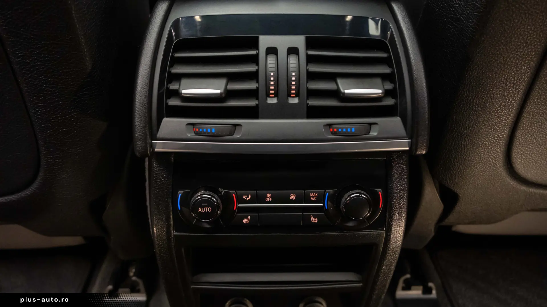 BMW X5  4.0d - 313 cp  M pachet  panoramic  H&K