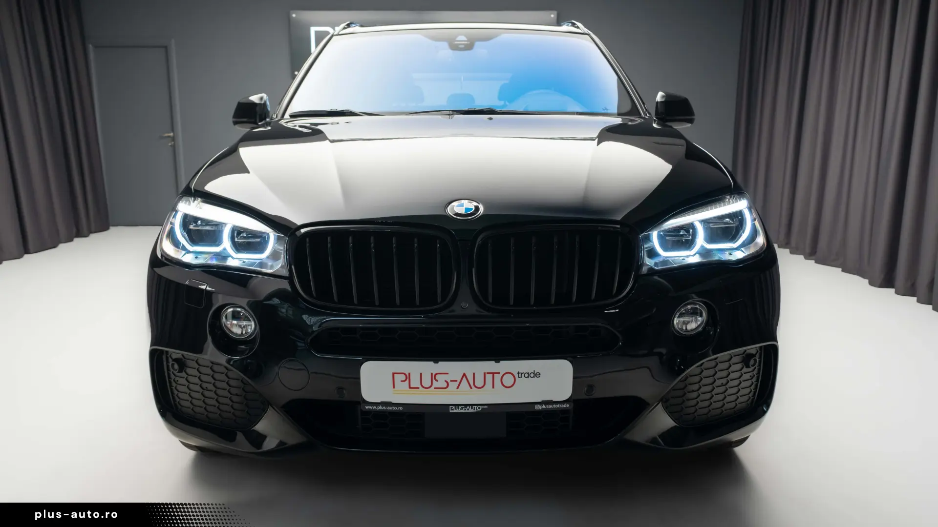BMW X5  4.0d - 313 cp  M pachet  panoramic  H&K