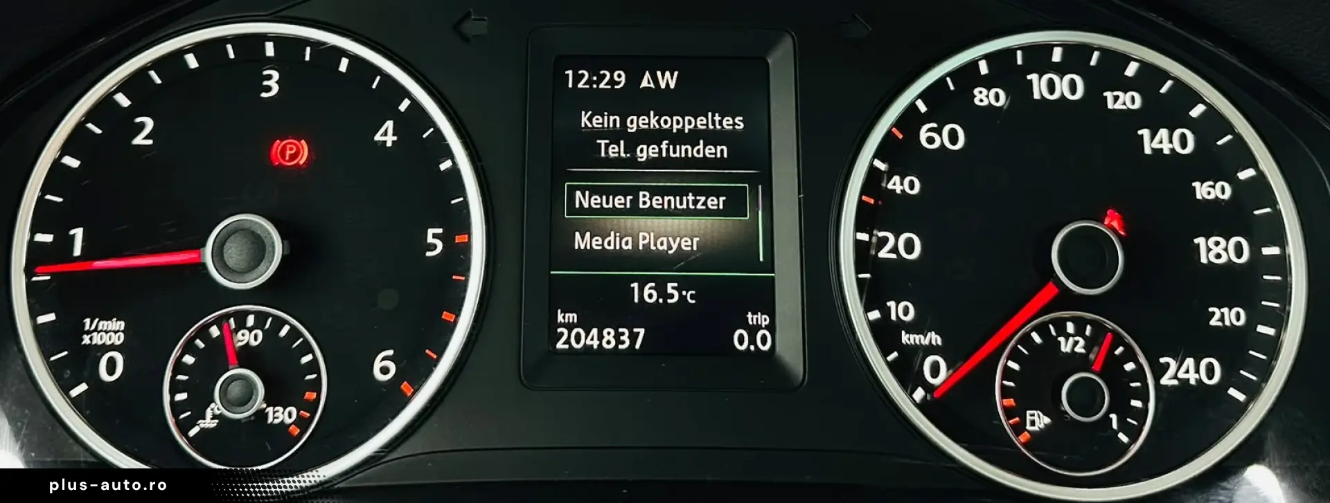 VOLKSWAGEN TIGUAN 2015 2.0D E5 4X4  Garantie 12 Luni Rate Av