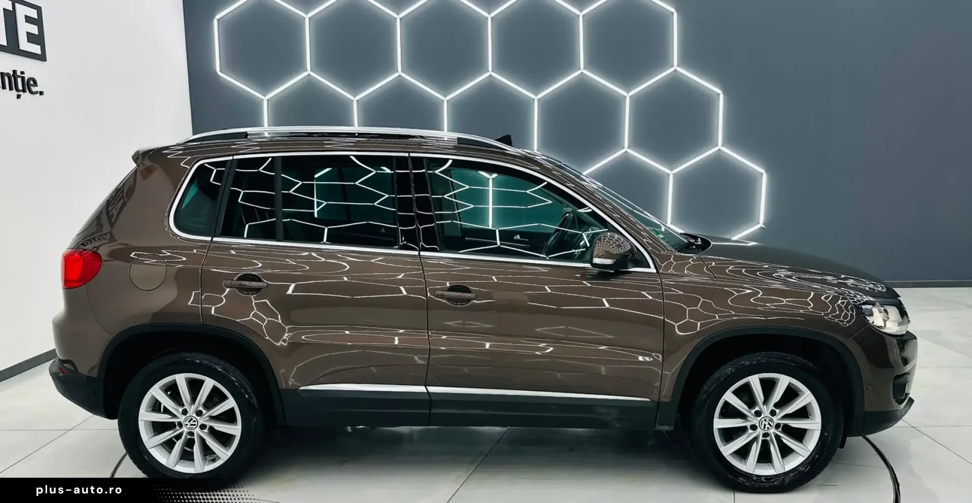 VOLKSWAGEN TIGUAN 2015 2.0D E5 4X4  Garantie 12 Luni Rate Av