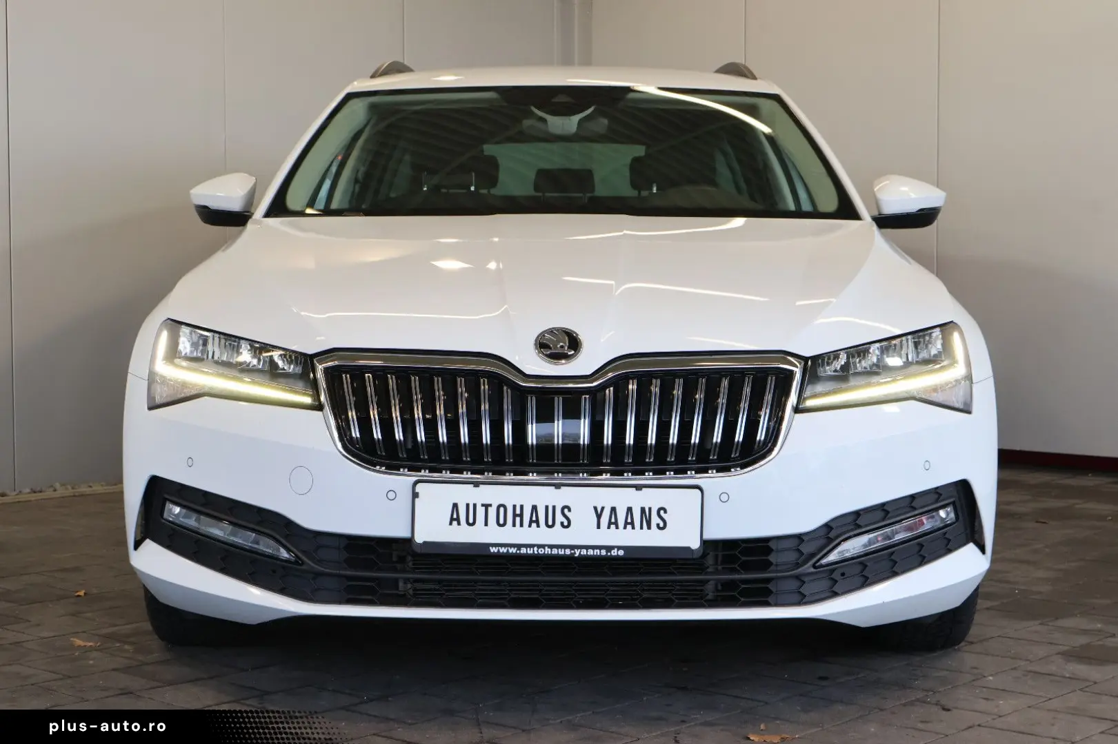 SKODA Superb 2.0 TDI Ambition AID ACC