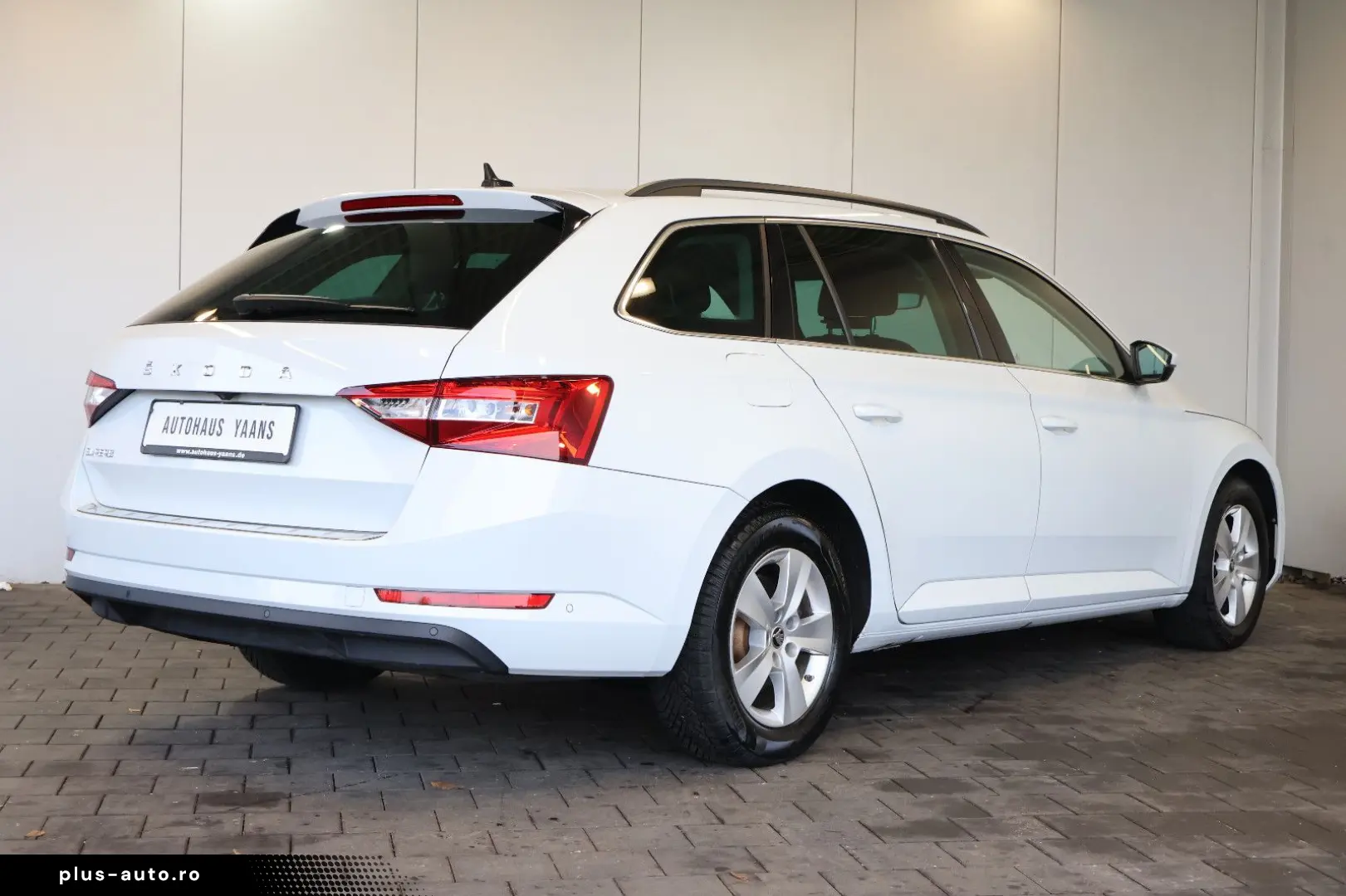 SKODA Superb 2.0 TDI Ambition AID ACC