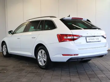 SKODA Superb 2.0 TDI Ambition AID ACC