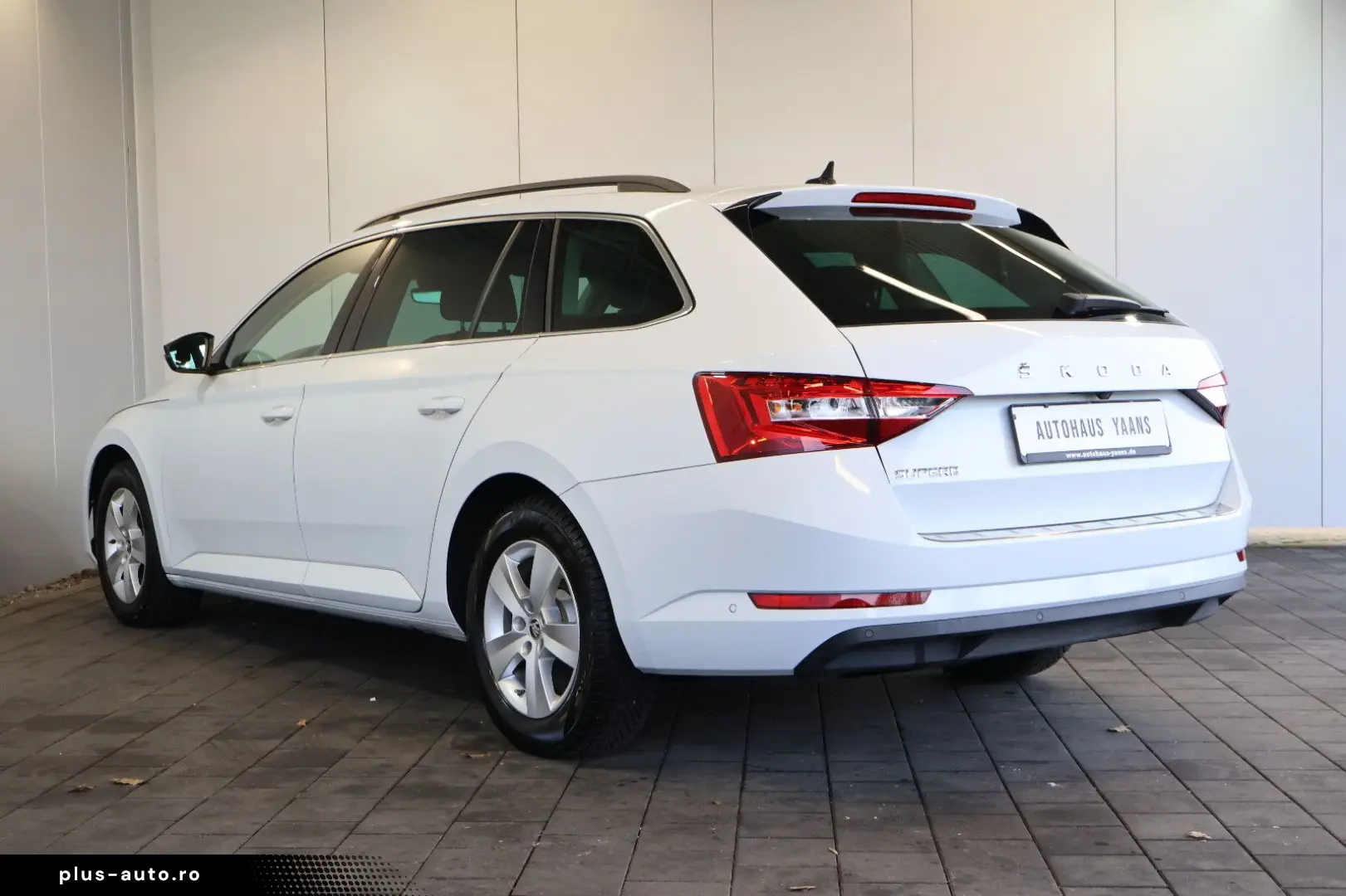 SKODA Superb 2.0 TDI Ambition AID ACC