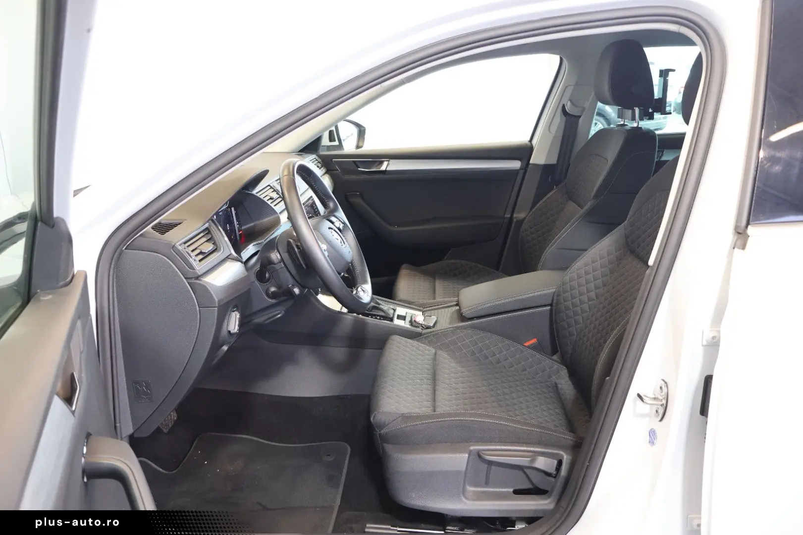 SKODA Superb 2.0 TDI Ambition AID ACC