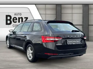 SKODA Superb Combi 2.0 TDI  AHK LED KESSY GRA  Klima