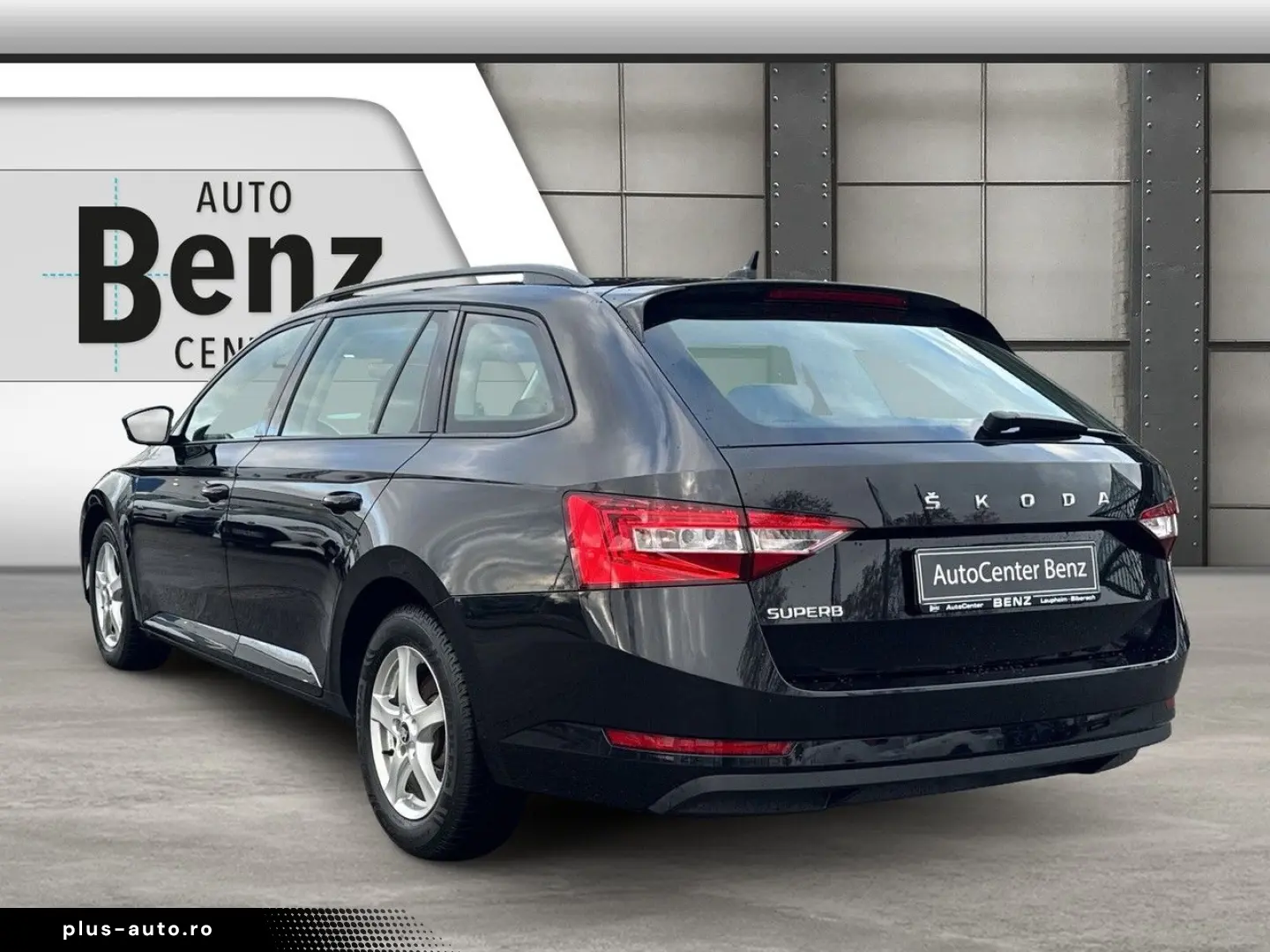 SKODA Superb Combi 2.0 TDI  AHK LED KESSY GRA  Klima
