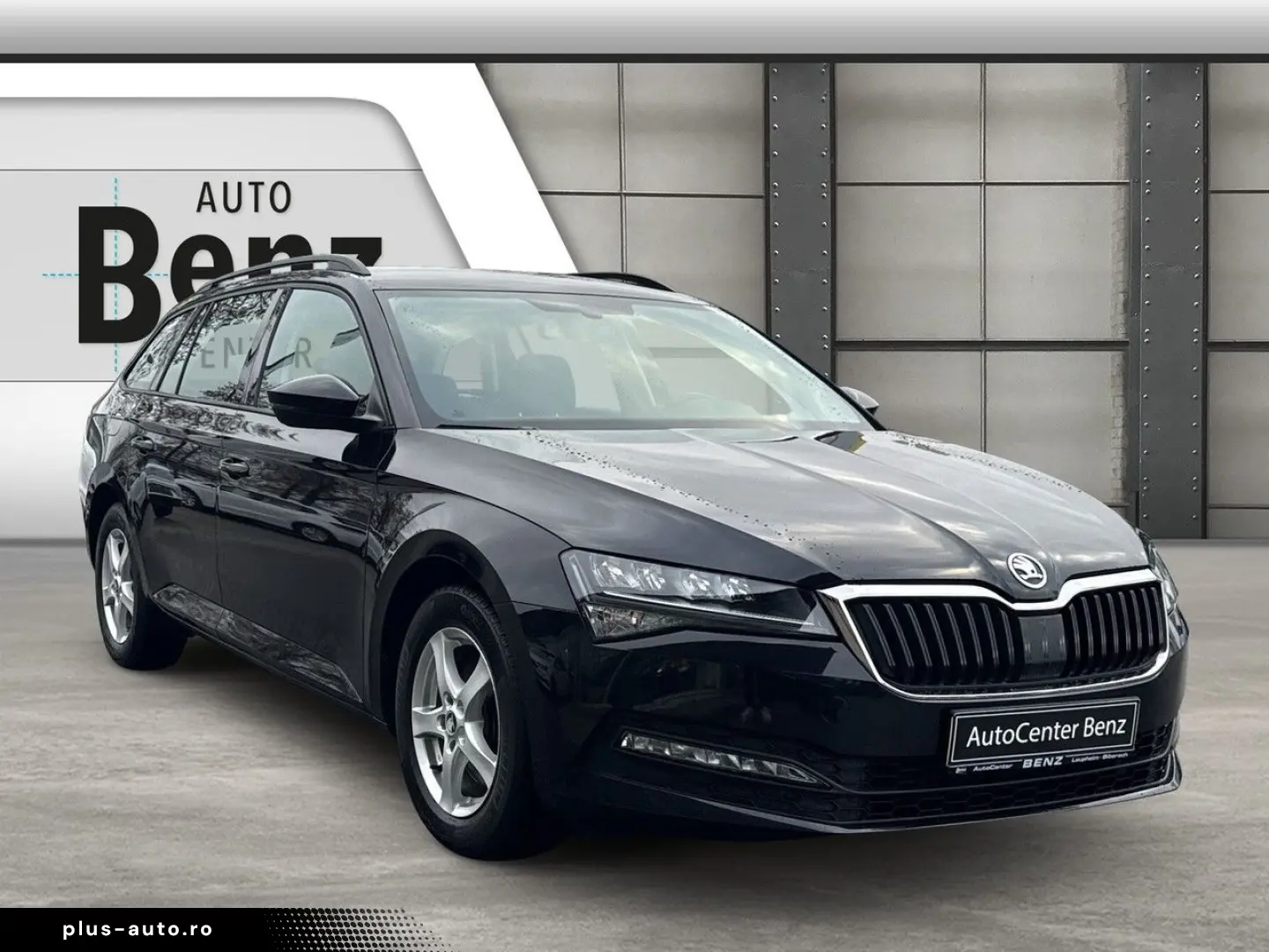SKODA Superb Combi 2.0 TDI  AHK LED KESSY GRA  Klima