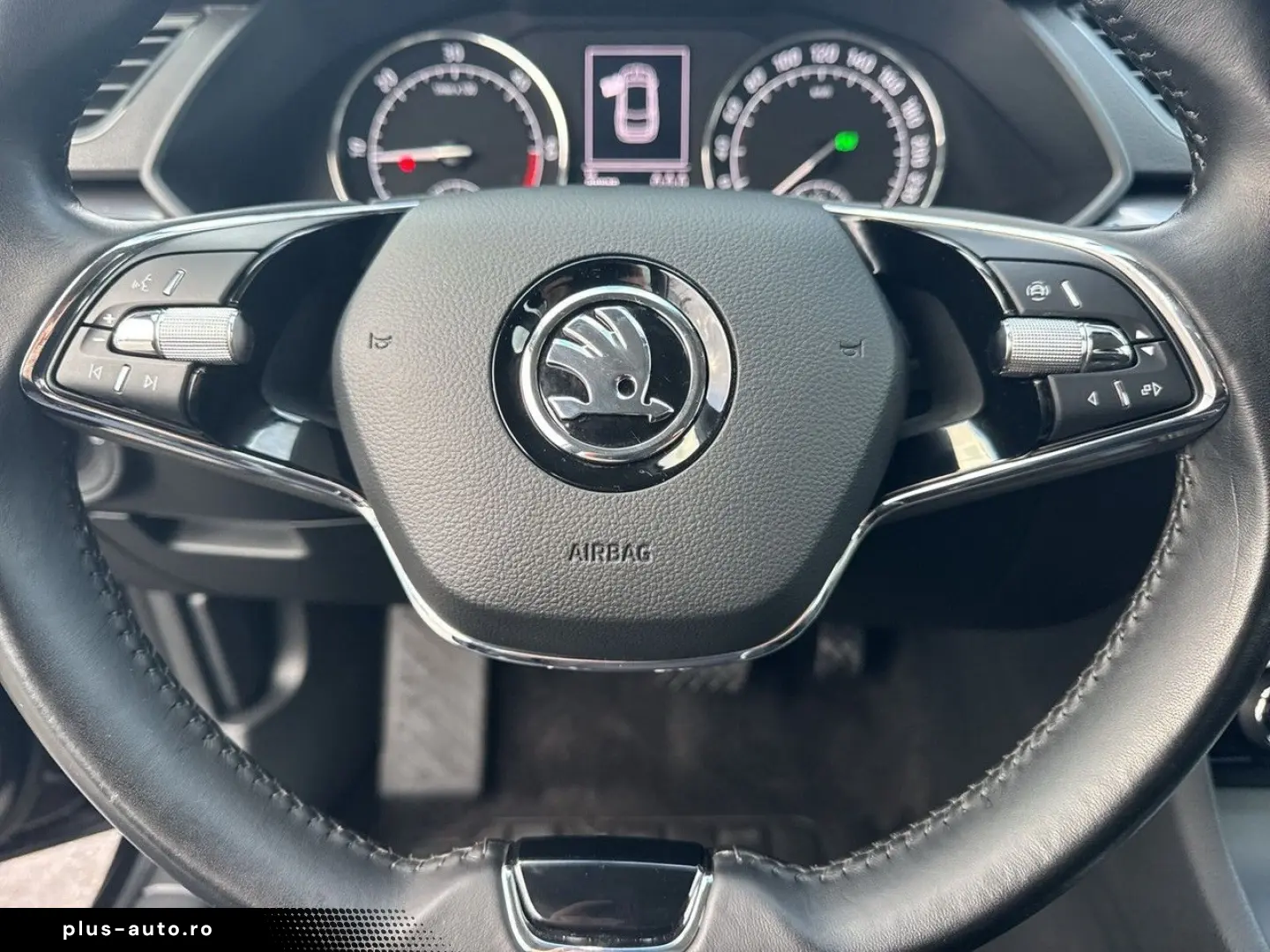 SKODA Superb Combi 2.0 TDI  AHK LED KESSY GRA  Klima