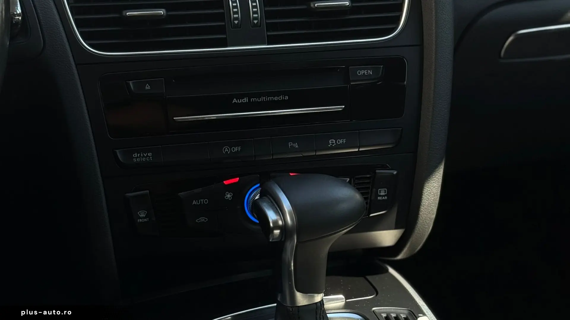 AUDI A4 2.0 TDI ADVANCED