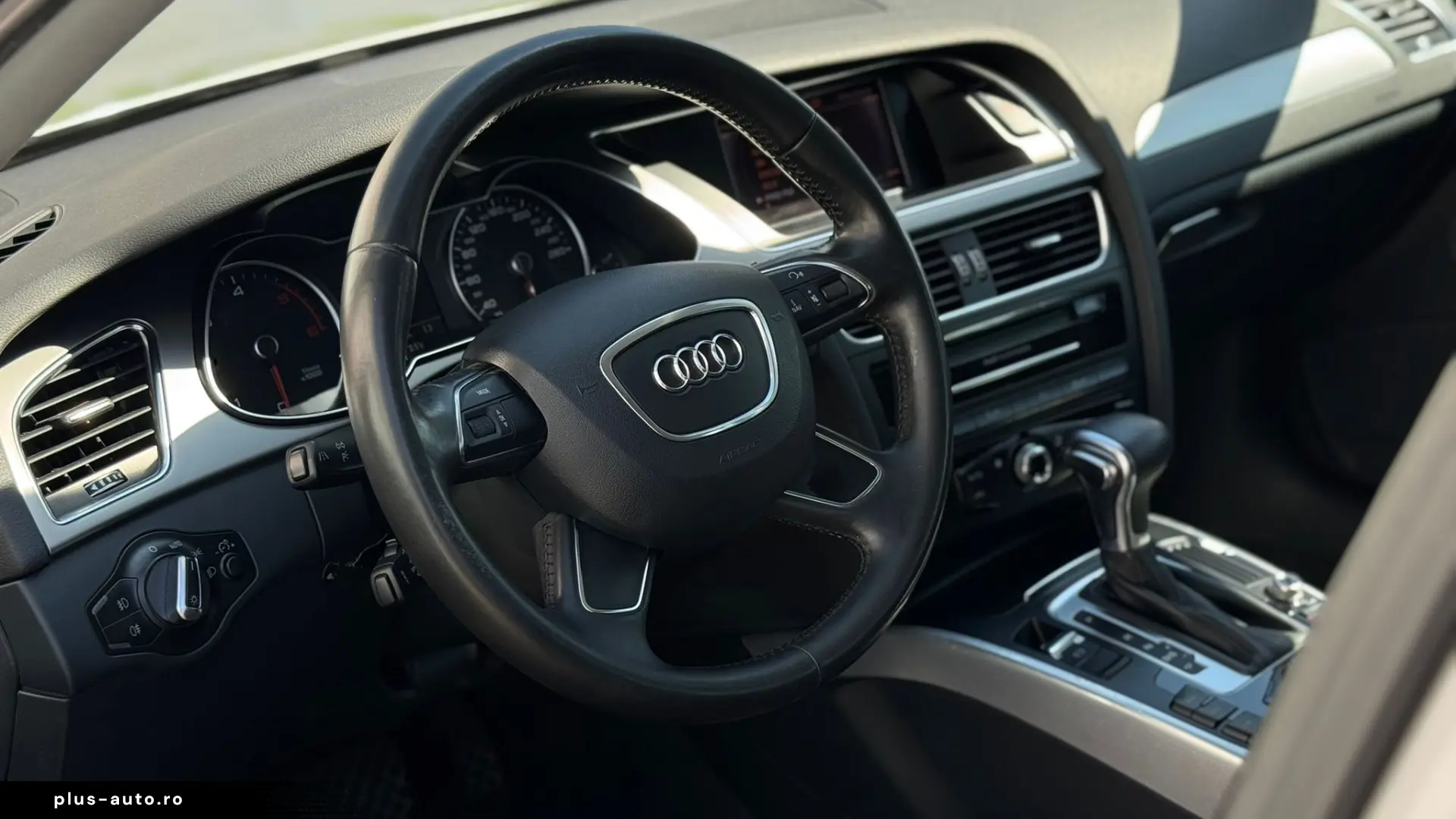AUDI A4 2.0 TDI ADVANCED
