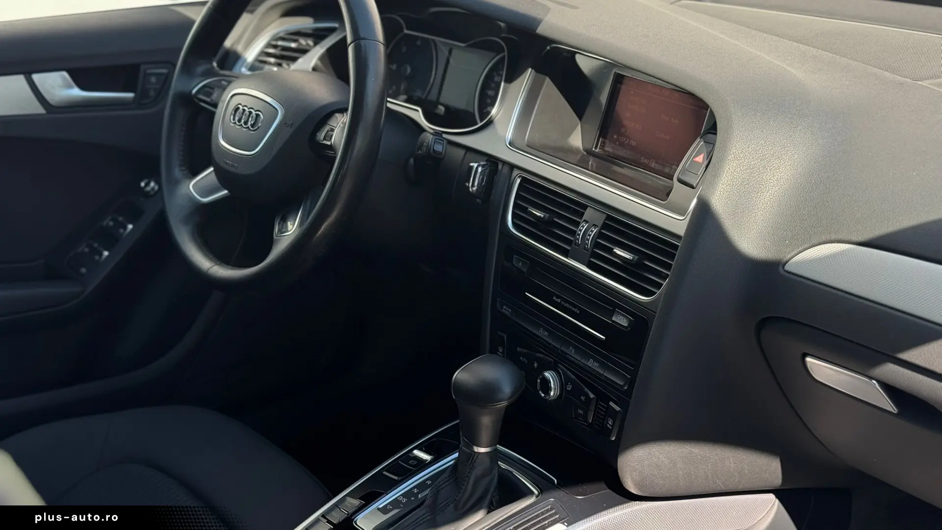 AUDI A4 2.0 TDI ADVANCED