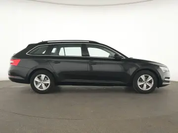 SKODA Superb Ambition Tempomat CarPlay Navi SHZ Klima