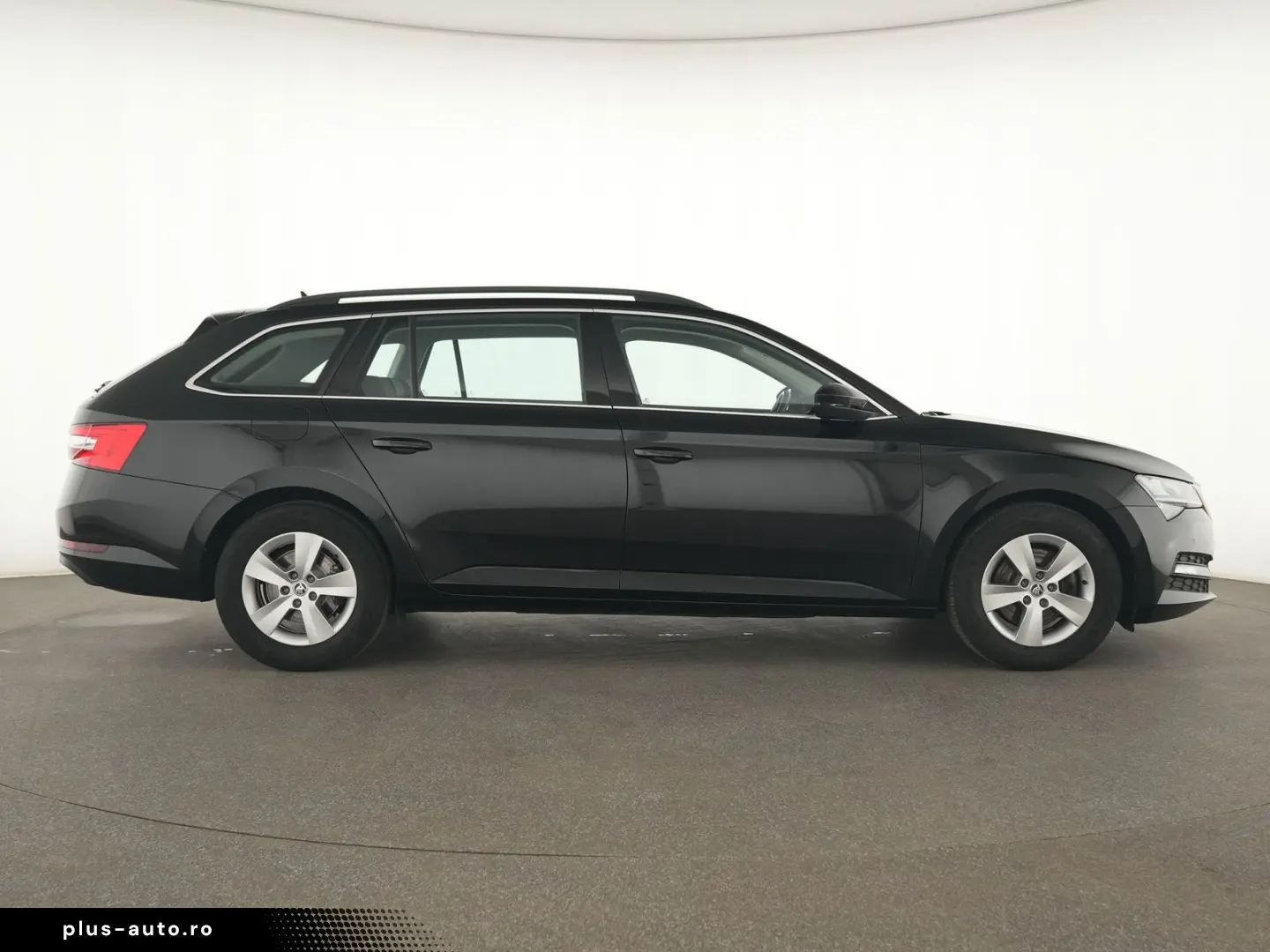 SKODA Superb Ambition Tempomat CarPlay Navi SHZ Klima