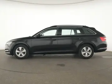 SKODA Superb Ambition Tempomat CarPlay Navi SHZ Klima