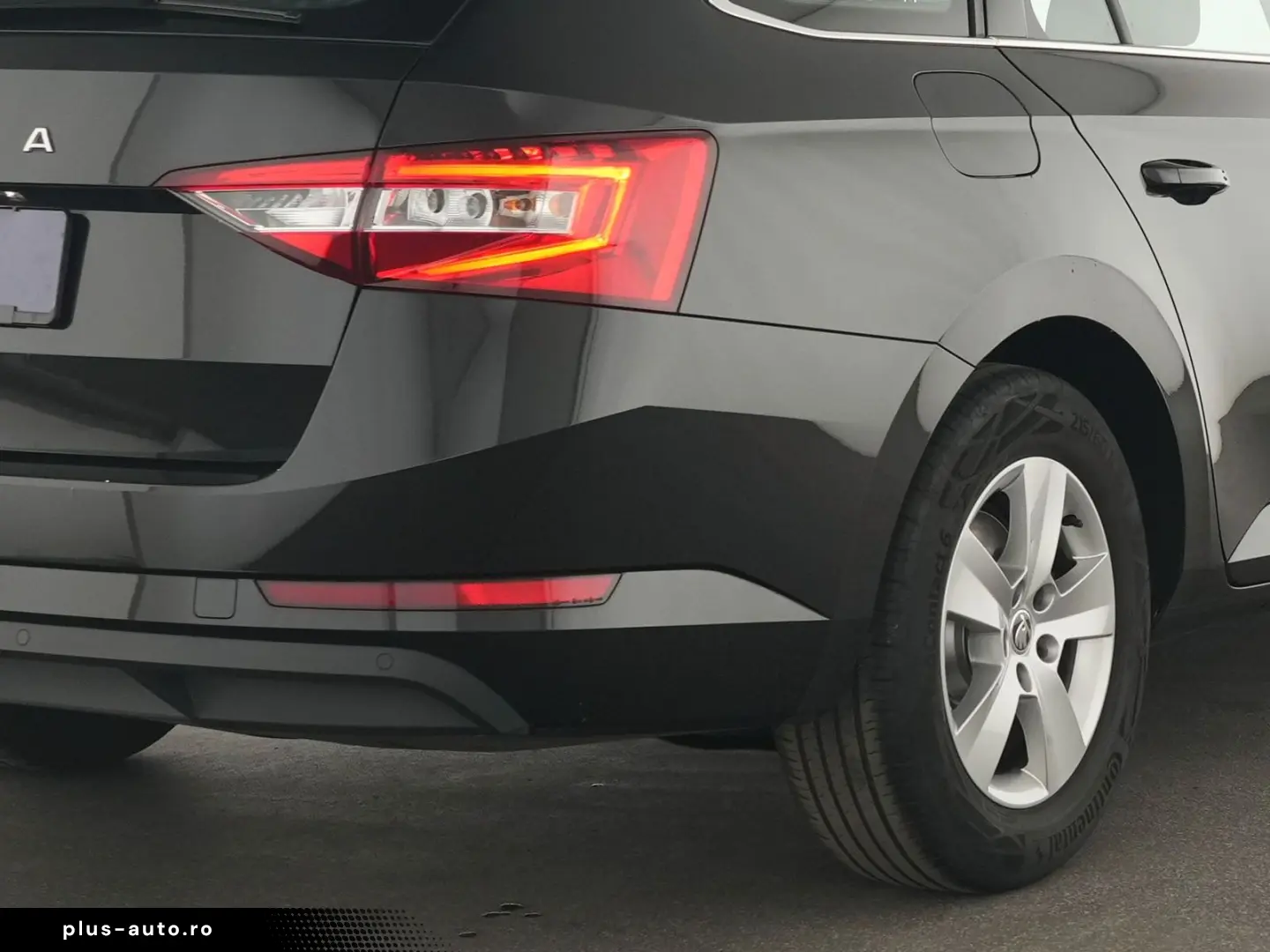 SKODA Superb Ambition Tempomat CarPlay Navi SHZ Klima