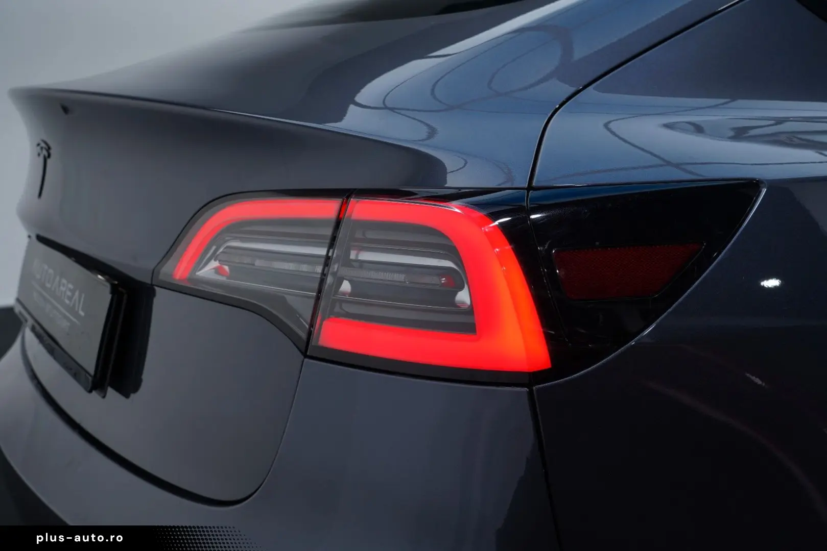 TESLA Model 3 Long Range Dual AWD LED WIFI KAMERA PANO
