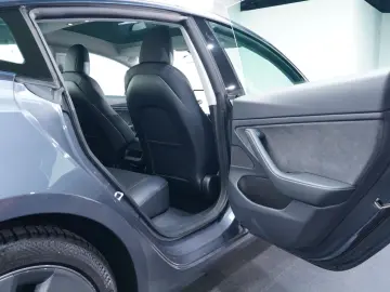 TESLA Model 3 Long Range Dual AWD LED WIFI KAMERA PANO