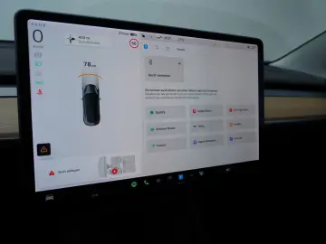 TESLA Model 3 Long Range Dual AWD LED WIFI KAMERA PANO