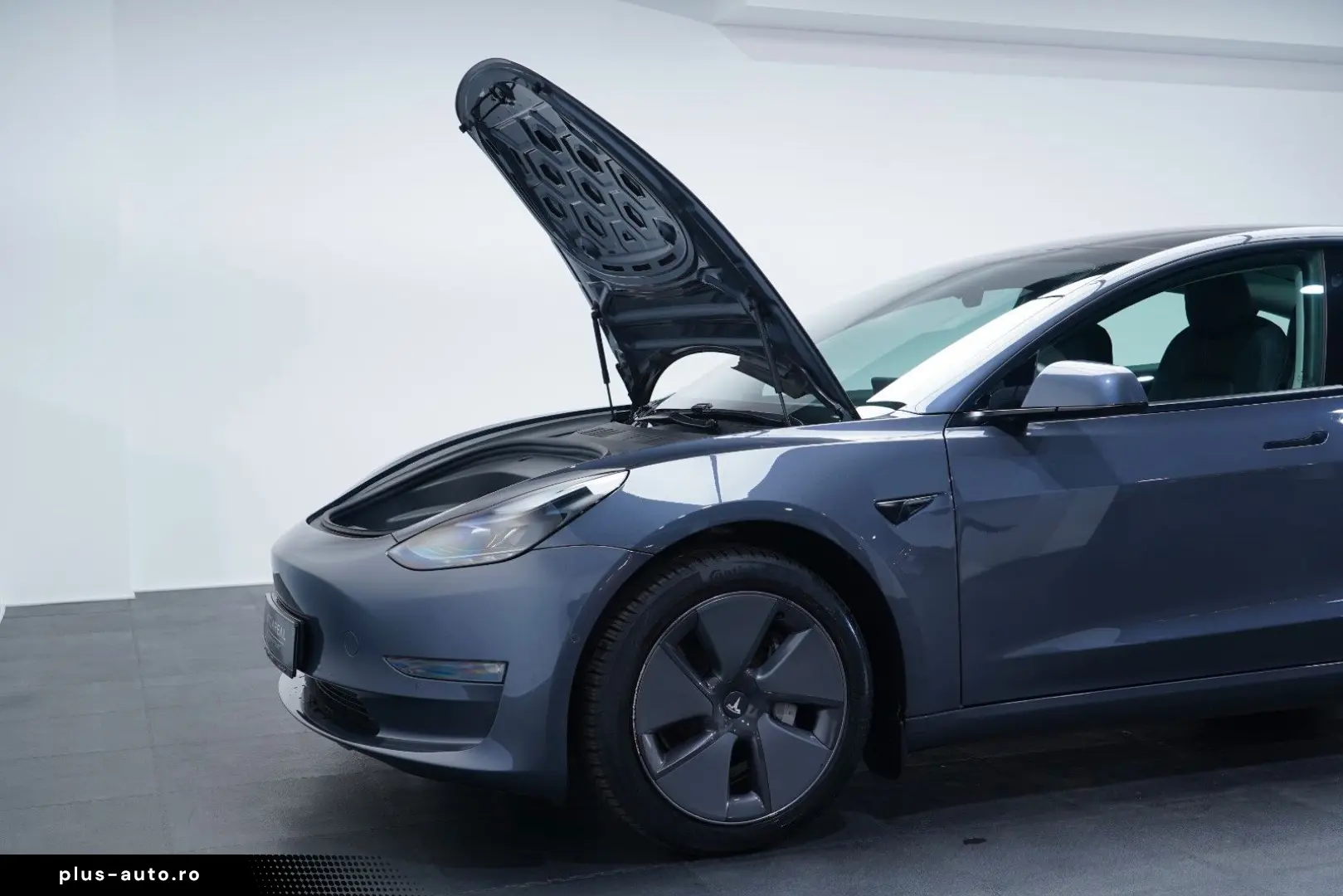 TESLA Model 3 Long Range Dual AWD LED WIFI KAMERA PANO