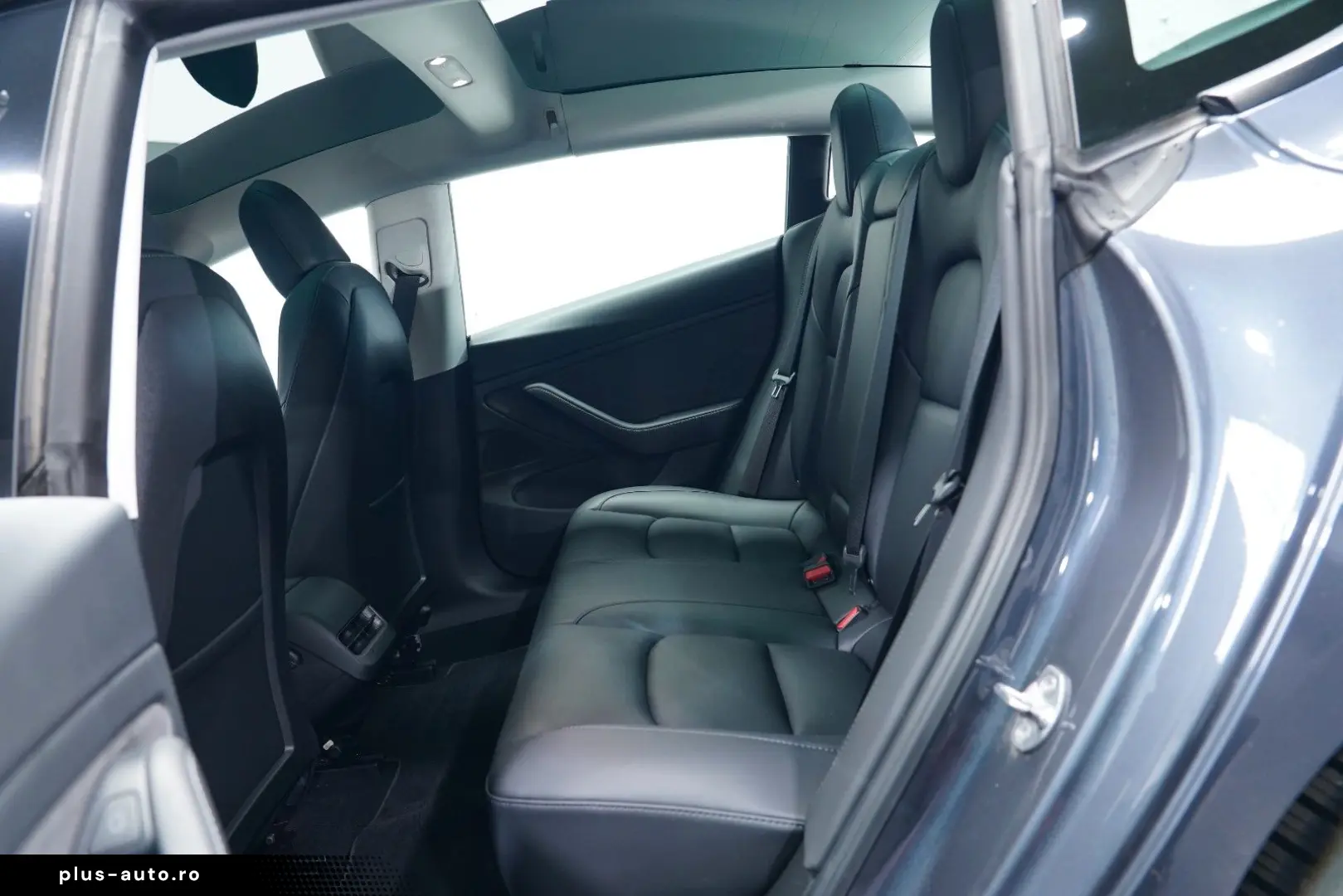 TESLA Model 3 Long Range Dual AWD LED WIFI KAMERA PANO