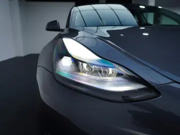 TESLA Model 3 Long Range Dual AWD LED WIFI KAMERA PANO