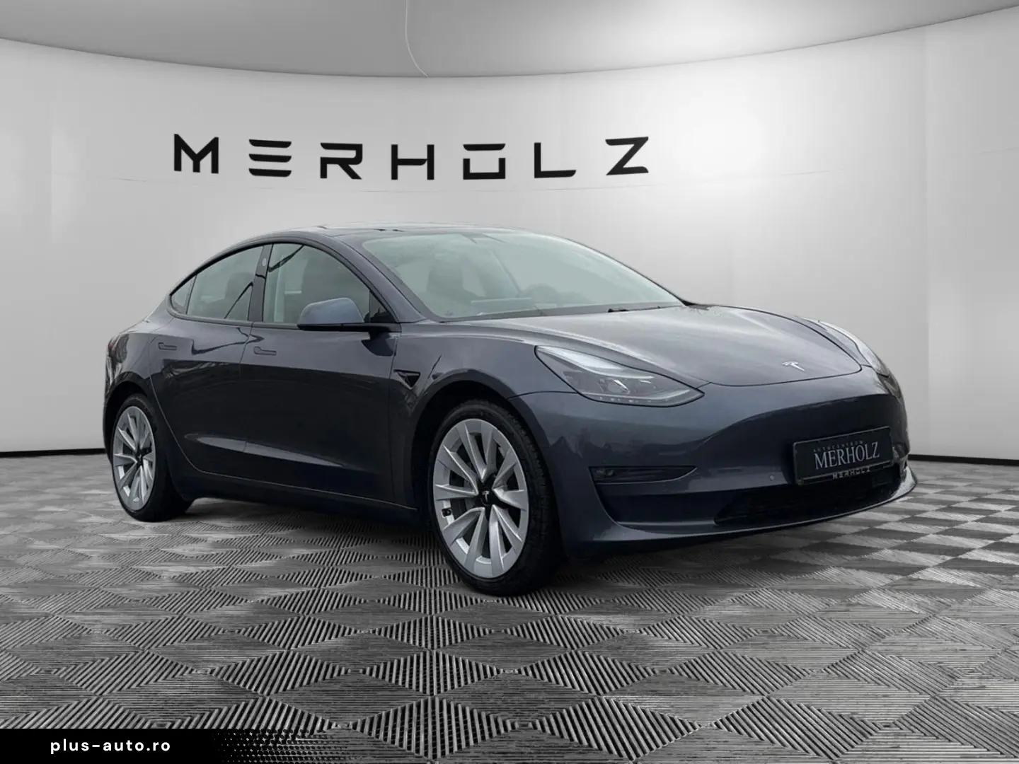 TESLA Model 3 Long Range AWD Sport Facelift Wärmepumpe