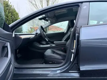 TESLA Model 3 Long Range AWD Sport Facelift Wärmepumpe