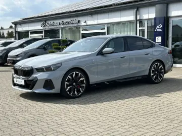BMW 540d xDrive M Sport PANO AHK LED ACC 360 H&K 21