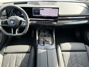 BMW 540d xDrive M Sport PANO AHK LED ACC 360 H&K 21