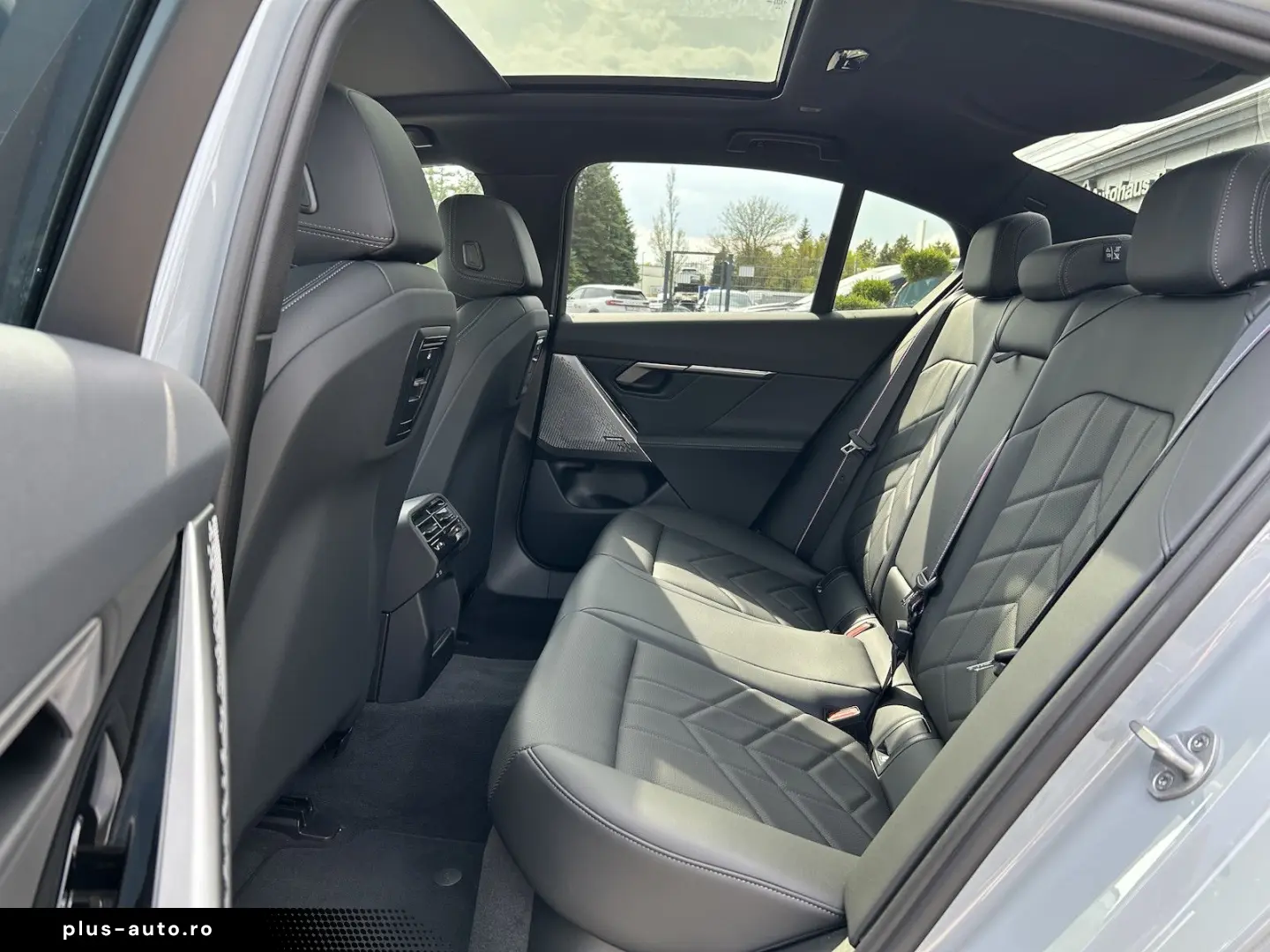 BMW 540d xDrive M Sport PANO AHK LED ACC 360 H&K 21