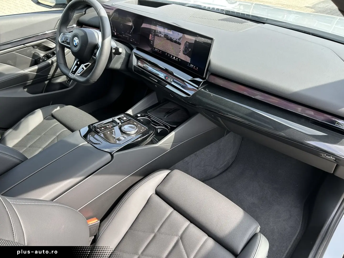 BMW 540d xDrive M Sport PANO AHK LED ACC 360 H&K 21