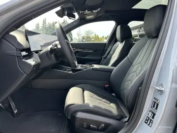 BMW 540d xDrive M Sport PANO AHK LED ACC 360 H&K 21