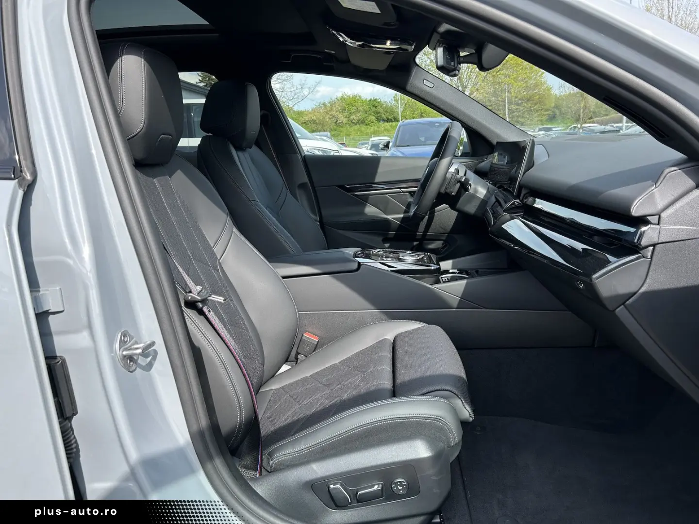 BMW 540d xDrive M Sport PANO AHK LED ACC 360 H&K 21