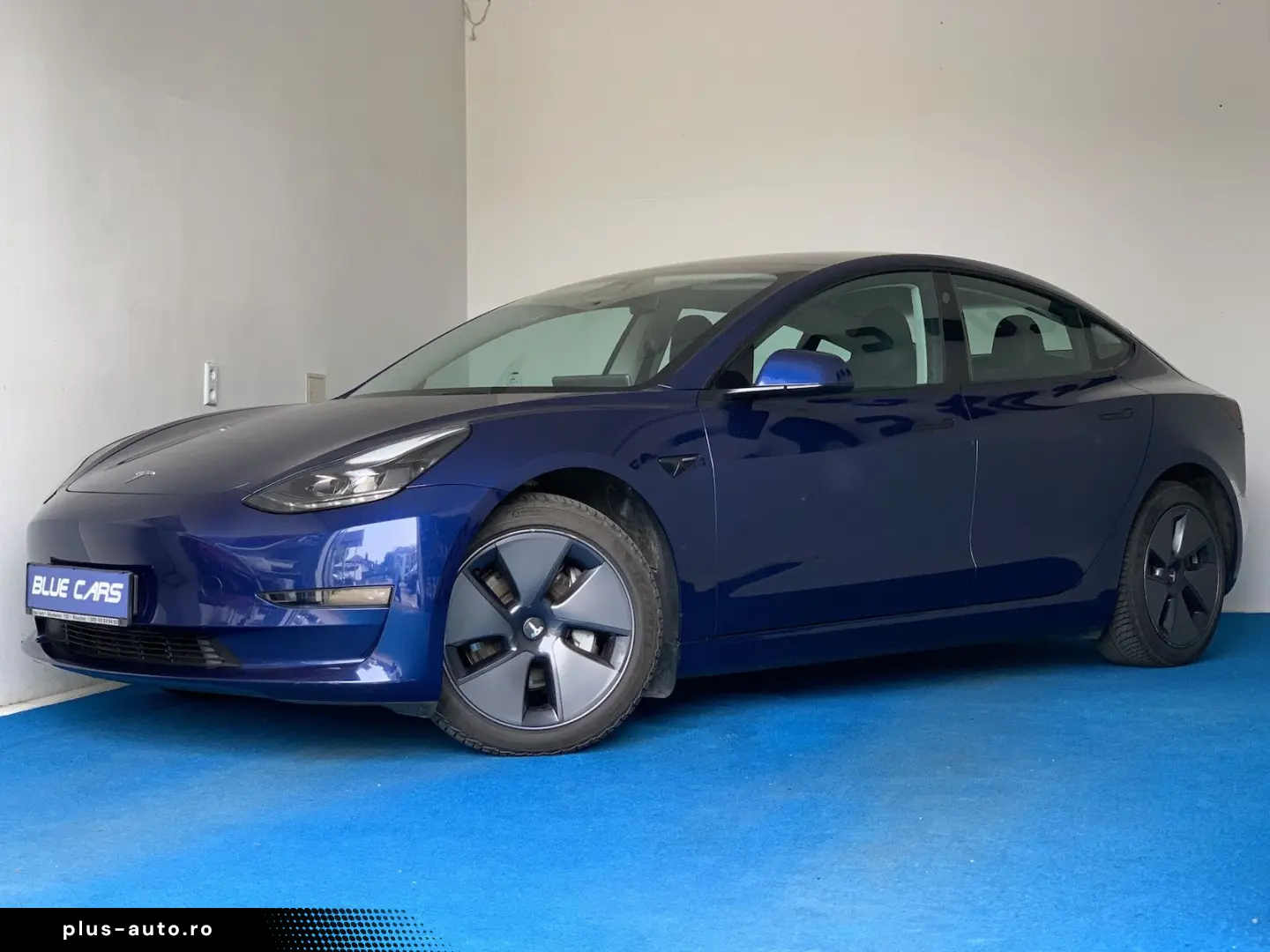 TESLA Model 3 Long Range Dual AWD Klima SHZ 360 Pano 8