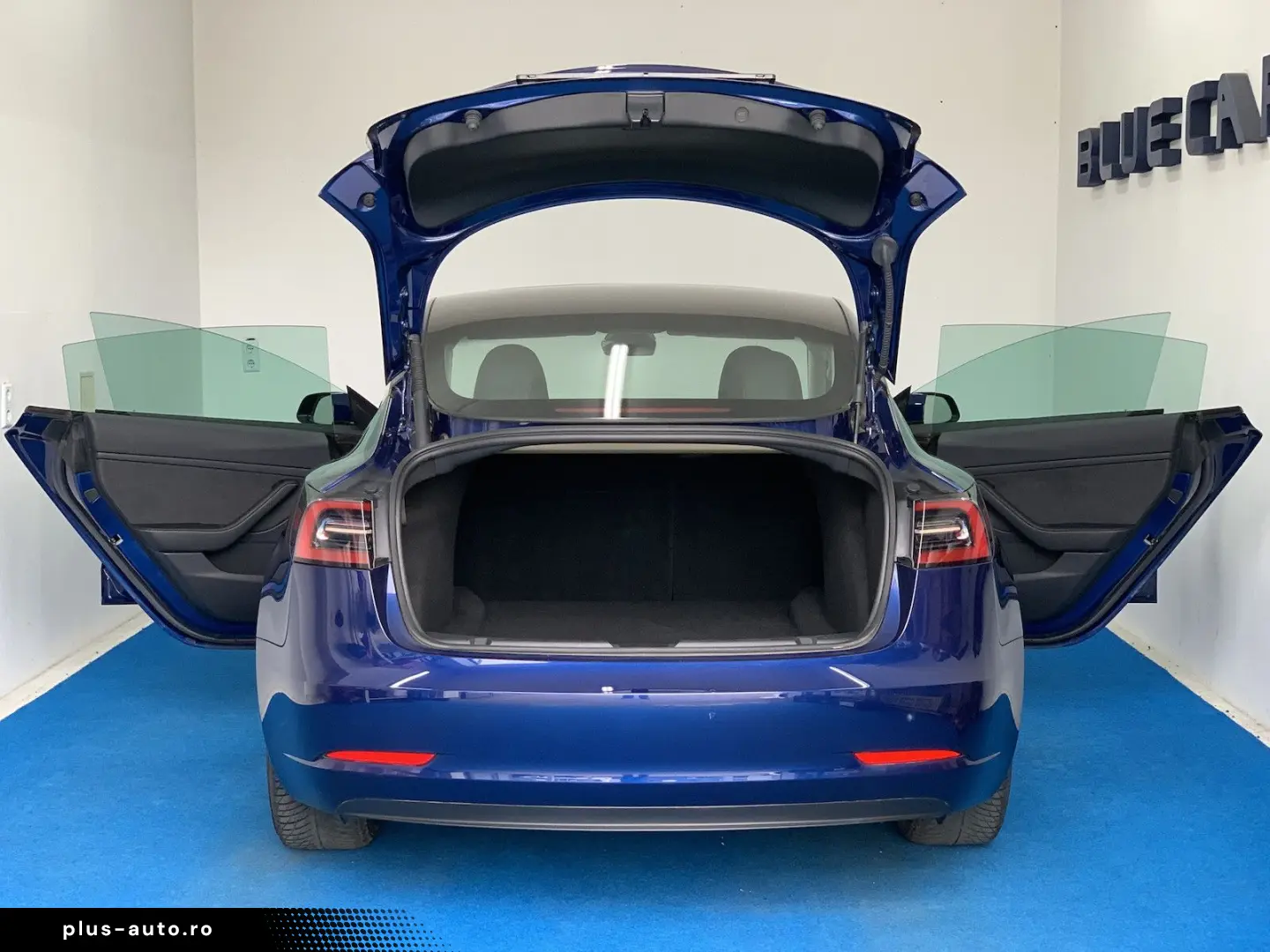 TESLA Model 3 Long Range Dual AWD Klima SHZ 360 Pano 8