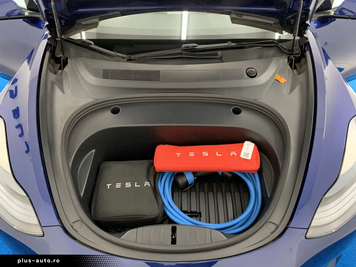 TESLA Model 3 Long Range Dual AWD Klima SHZ 360 Pano 8