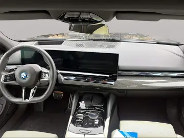 BMW 550e xDrive Limousine M Sport Driv.Assist.Prof