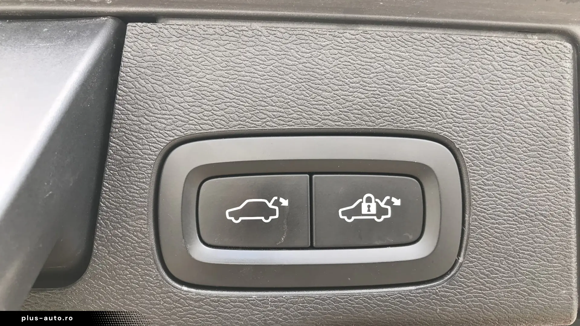 Volvo XC60 D4 R-Design