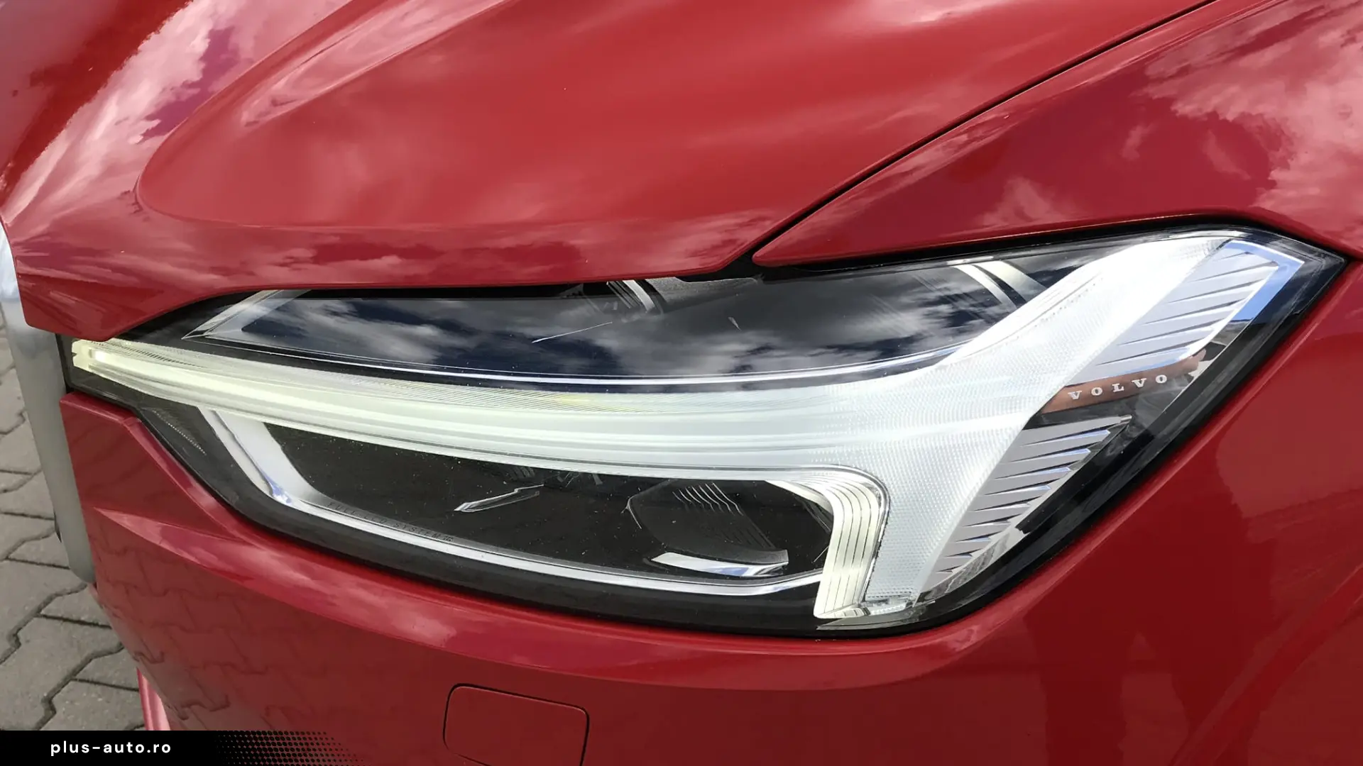 Volvo XC60 D4 R-Design