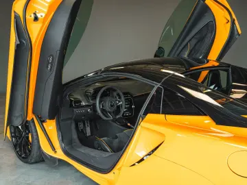MCLAREN Artura Spider   Alcantara   Bowers & Wilkins