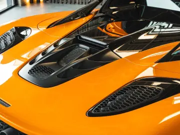 MCLAREN Artura Spider   Alcantara   Bowers & Wilkins
