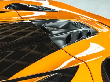 MCLAREN Artura Spider   Alcantara   Bowers & Wilkins
