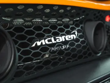 MCLAREN Artura Spider   Alcantara   Bowers & Wilkins