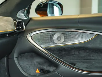 MCLAREN Artura Spider   Alcantara   Bowers & Wilkins