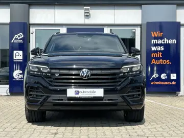 VW Touareg 3.0 TDI R-Line 4Motion PANO LED SH LEDER