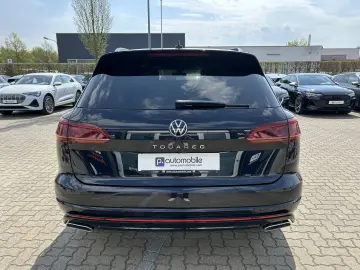 VW Touareg 3.0 TDI R-Line 4Motion PANO LED SH LEDER