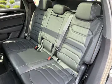 VW Touareg 3.0 TDI R-Line 4Motion PANO LED SH LEDER